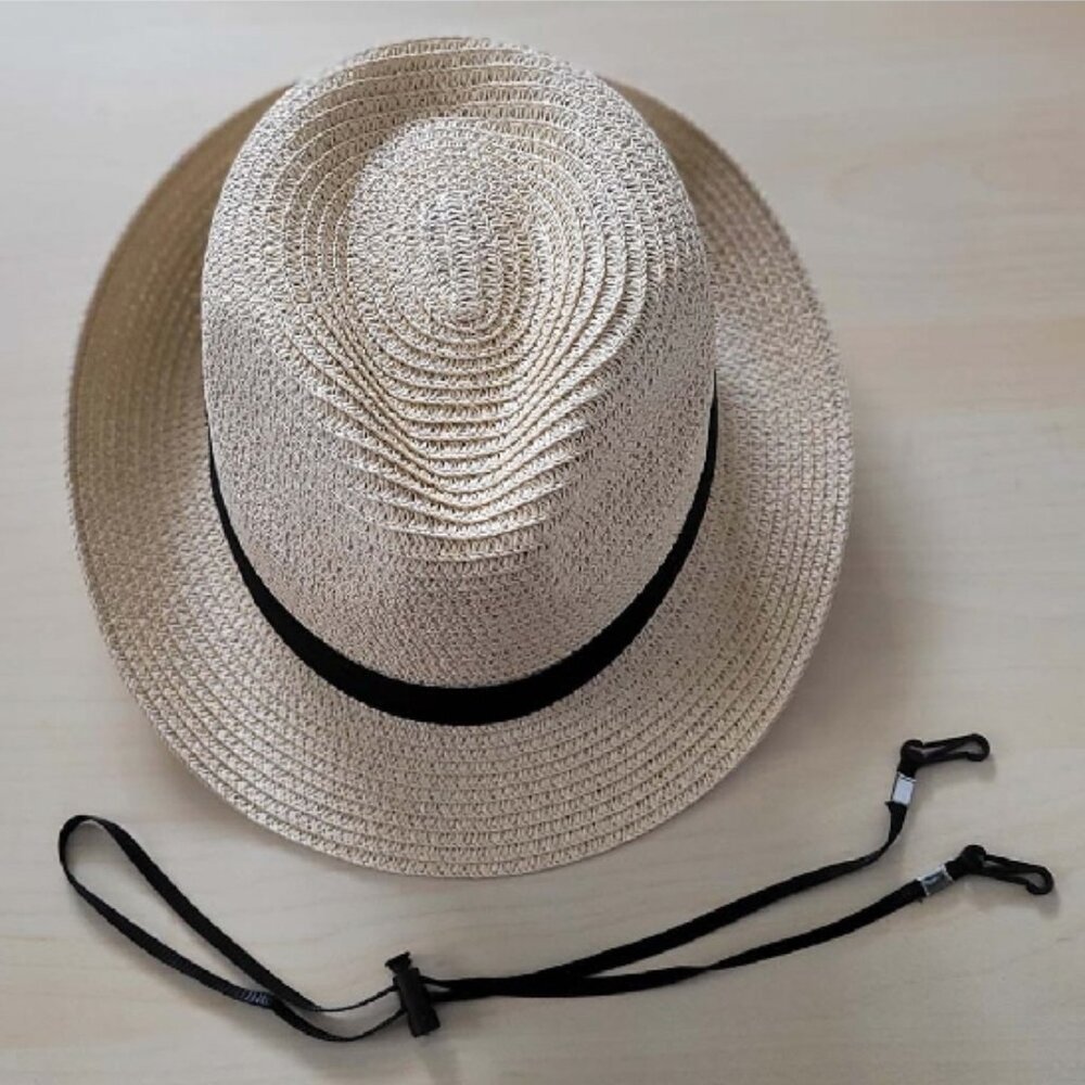 NWOT Sz M/L Panama Hat w Black Band & Adjustable / Removable Chin Strap